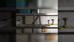 самые дешёвые полки в гараже , сарае. своими руками.