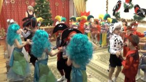 Парный танец на новогоднем утреннике 2018 в старшей группе Муз  рук  Максюта Г  В