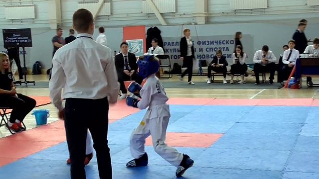 Как я занял 3 место на спарингах! Соревнованиях по тхэквондо в Новосибирске смотреть онлайн