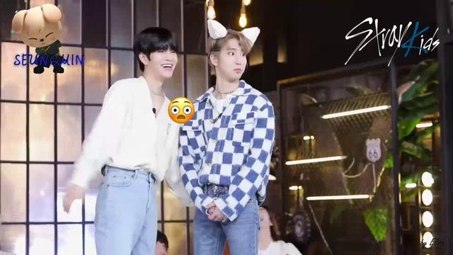 ᙅᗰᙓᗯᕼᕠᙓ ᗰᗝᗰᙓᕼᙢᕠ  Kim Seungmin  SKZ