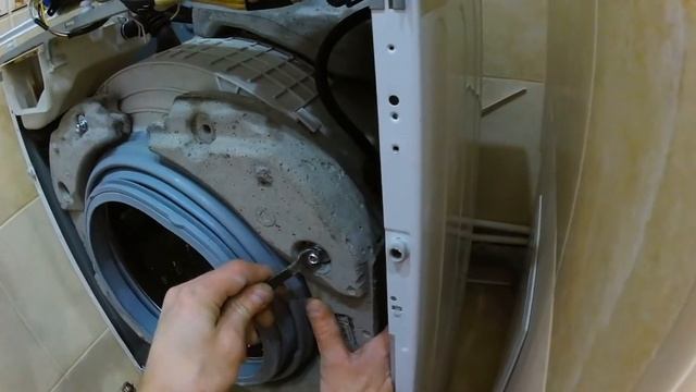 Замена манжеты люка стиральной машины
