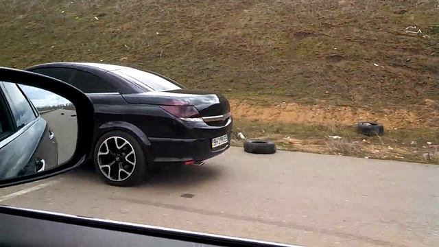 OPC Twin top vs INFINITI FX 3.7 Sport смотреть онлайн