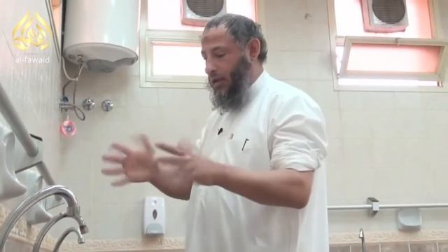 Малое омовение согласно сунне | Шейх Усман аль-Хамис смотреть онлайн