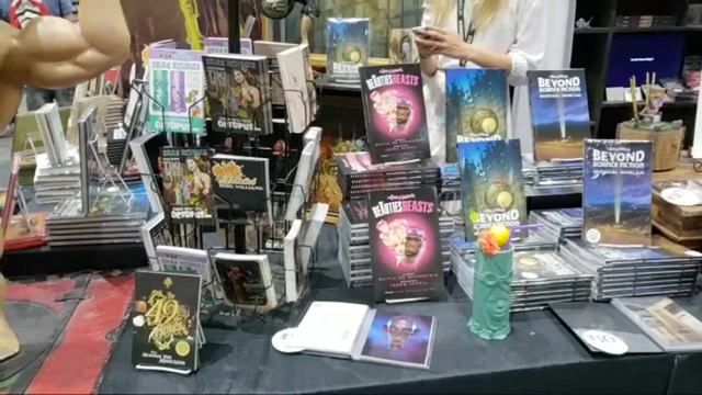 San Diego Comic Con 2018 Artists Alley and Small Booths LIVE смотреть онлайн