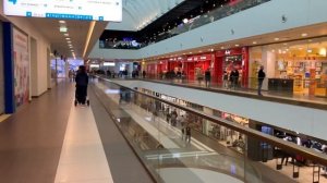 Санкт Петербург.Московский вокзал.торговый центр