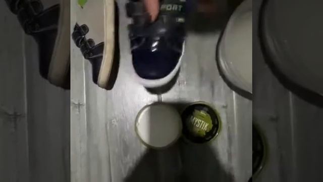 Чистим детские КРОССОВКИ БЕЗ СРЕДСТВ, И ОЧЕНЬ БЫСТРО смотреть онлайн