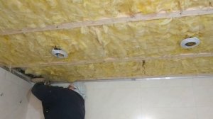 Утепление потолка. Монтаж натяжного потолка своими руками. Завершение ремонта санузла.