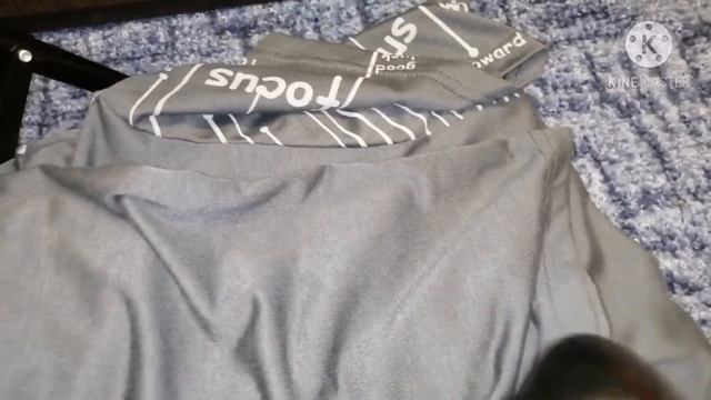 Убираем катышки при помощи машинки Kitfort KT-2040 смотреть онлайн