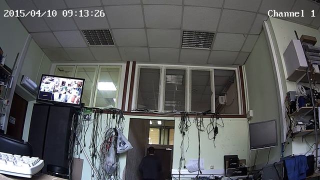 IP видеокамера 2 Mп DIVITEC DT-IP2000DF-I2P (день) смотреть онлайн