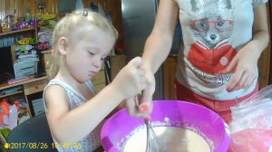 Про черемуховый торт, арматуру, чеснок, доски и невиданного зверя.