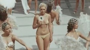 "Приморский бульвар" 6 клип. Валентина Легкоступова "Капля в море"