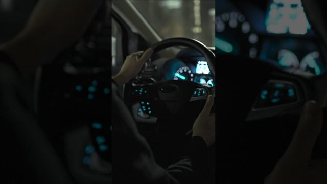 Таксист молчал всю дорогу