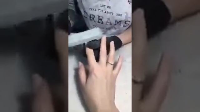 Снятие гель-лака аппаратом. Ремонтируем ноготок. Уроки маникюра смотреть онлайн