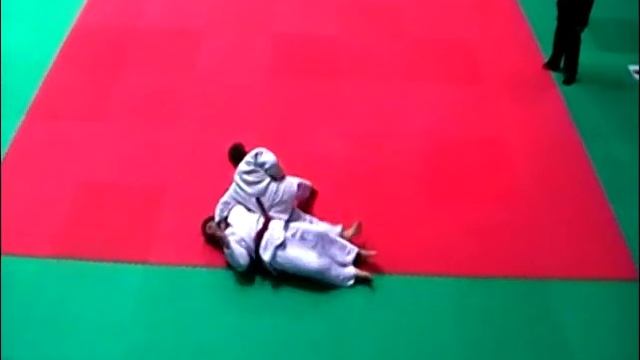 подсечка задняя подножка италия смотреть онлайн