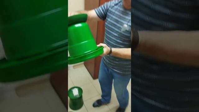 Видео кормушка бункерная 5 кг (обзор)