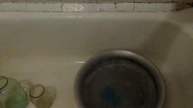 Как эффективно отчистить подушку от желтизны и грязи.