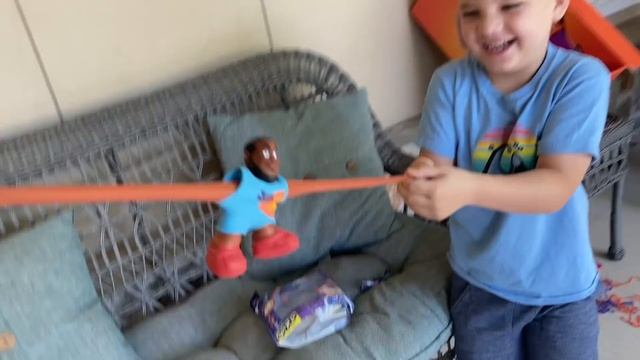 SPaCE JaM A NEW LEGACY! Caleb OPENS new SPACE JAM TOYS, CEREAL, & CANDY from ALIEN FRIENDS! смотреть онлайн