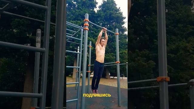 если вы подошли турнику не делайте так .. . смотреть онлайн