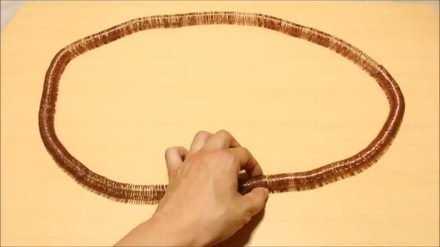 World's Simplest Electric Train смотреть онлайн