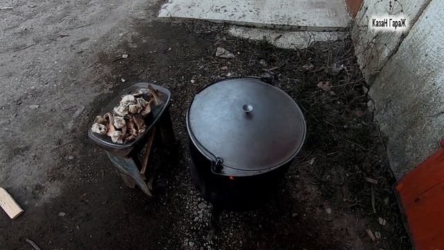 УХА по ЦАРСКИ в казане... от КазаН ГараЖ смотреть онлайн