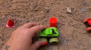 Монстр трак с молнией Маквин гонки испытания.