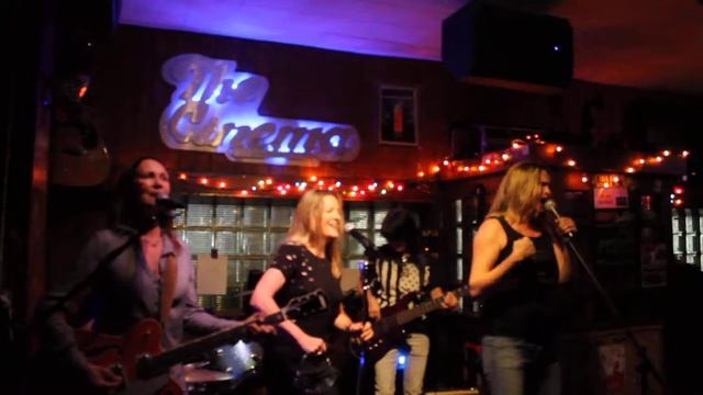 Essence - performed by Git'erDone смотреть онлайн