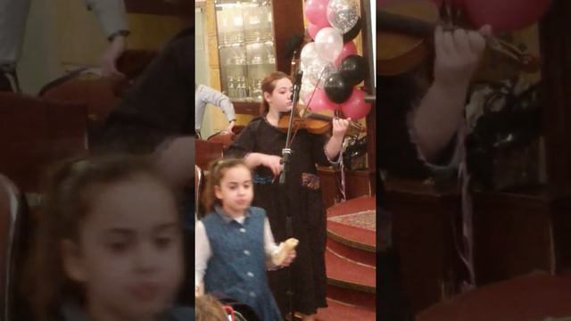 выступление в синагоге. саша смотреть онлайн