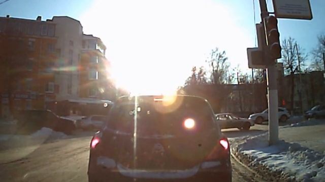 дебил на рено логан гос.номер. у940ка50 смотреть онлайн