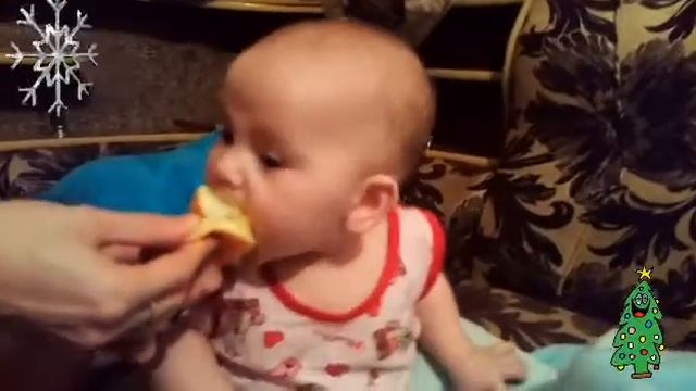 Смешная РЕАКЦИЯ РЕБЁНКА НА...Апельсин