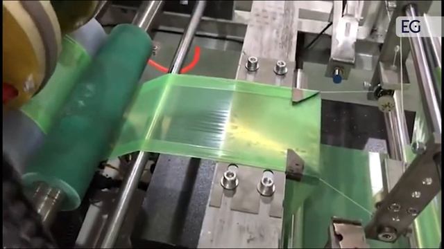 Станок для производства одноразовых полиэтиленовых защитных чехлов на руль автомобиля смотреть онлайн