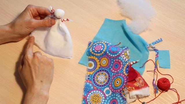 Мастер-класс по народной кукле-скрутке "Покосница" смотреть онлайн