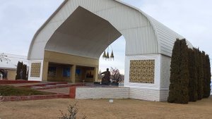ЗНАКОМСТВО С КОМПЛЕКСОМ ОТДЫХА РУ-ХАРДО РАСПОЛОЖЕННОМ В ЧОЛПОН-АТА ( КУРОРТНОМ ГОРОДКЕ) КИРГИЗИЯ.