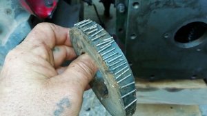 Собрал коробку на втулке,, проверил работоспособность. Минитрактор Синтай.