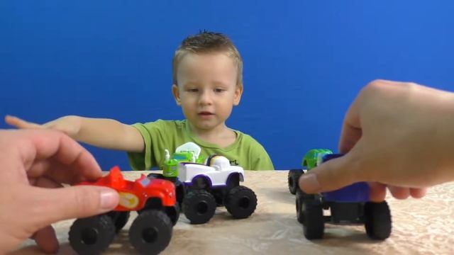 ВСПЫШ И ЧУДО МАШИНКИ FLASH AND THE MIRACLE MACHINES смотреть онлайн