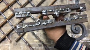 Приспособа под решётку