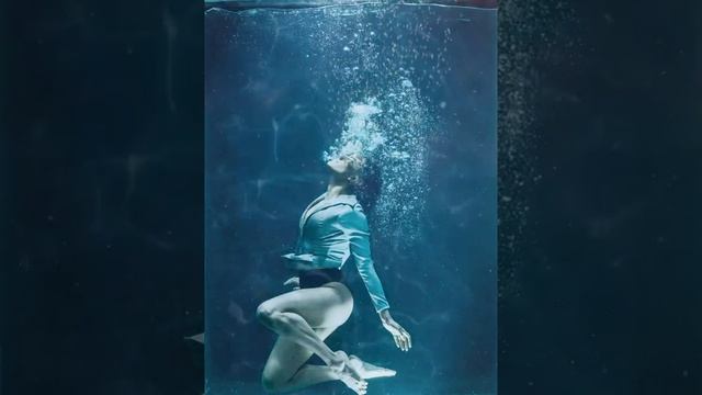 Girl Underwater Live wallpaper - for Android & iPhone - Animated background wallpapers loops videos смотреть онлайн