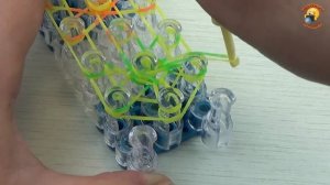 Браслет Звездочка. Плетение из резинок на станке / Rainbow loom Starburst instruction video