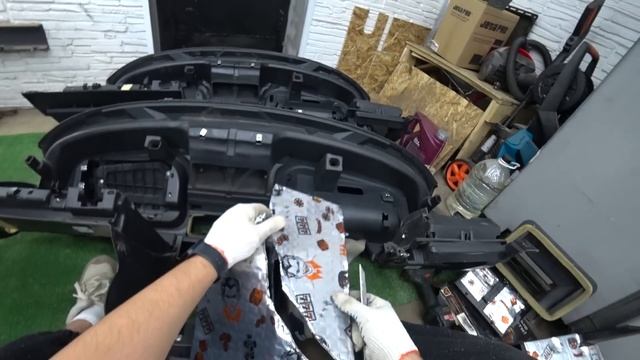 Панель ПРИОРА 2 на ПРИОРУ 1. Установка с нюансами. Шумоизоляция.