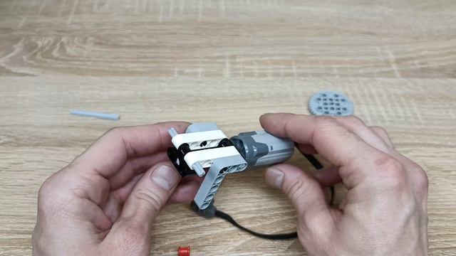 Червячная передача. Как соединить лего шестеренки смотреть онлайн