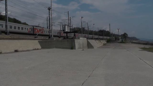 2ЭС4к-139 с поездом №270 Адлер — Благовещенск смотреть онлайн