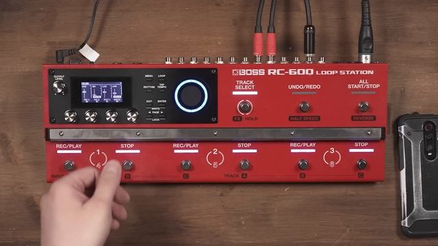 Напольный лупер BOSS RC-600 - девайс от лидеров луперостроения! смотреть онлайн