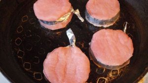 Медальоны из курицы с грибами