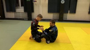 Butterfly Guard NO GI to X-Guard  ( Лев Гладких )