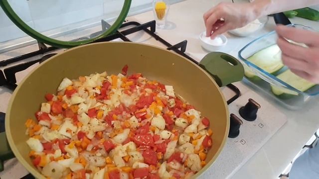 Запеченные цуккини (кабачки) с сыром. смотреть онлайн