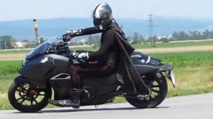 Honda NM4 Vultus / Batman - Motocykel.sk