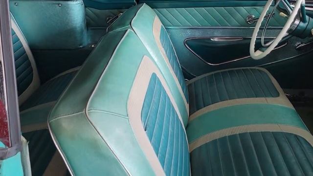 1959 Ford Fairlane 500 Galaxie Sunliner смотреть онлайн