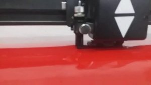 Резка самоклеющейся плёнки ORACAL на плоттере