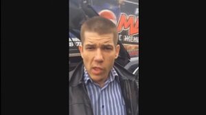 -Ты съел сигарету? -Я съел Сигарету?