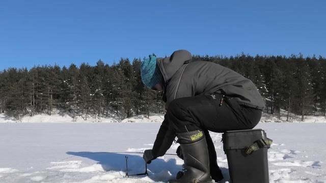 ПодЛЁДный ФИДЕР #2 / Ловля на ВДХ / Зимняя РЫБАлка 2021 смотреть онлайн