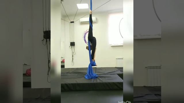 УРОКИ ПО ВОЗДУШНОЙ ГИМНАСТИКЕ / AERIAL CLASS / AERIAL SILKS